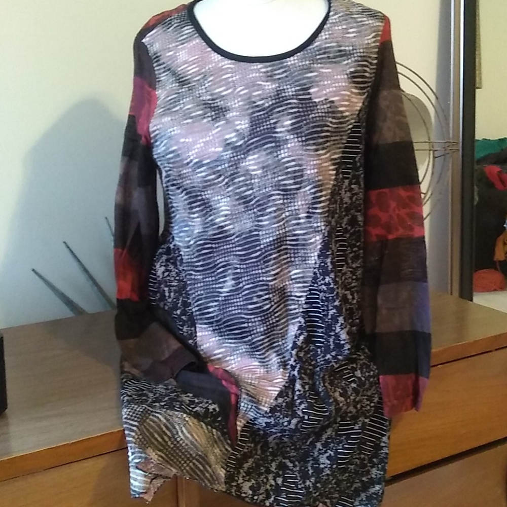 Sacred Threads minidress or tunic mixed pattern sharkbite hem